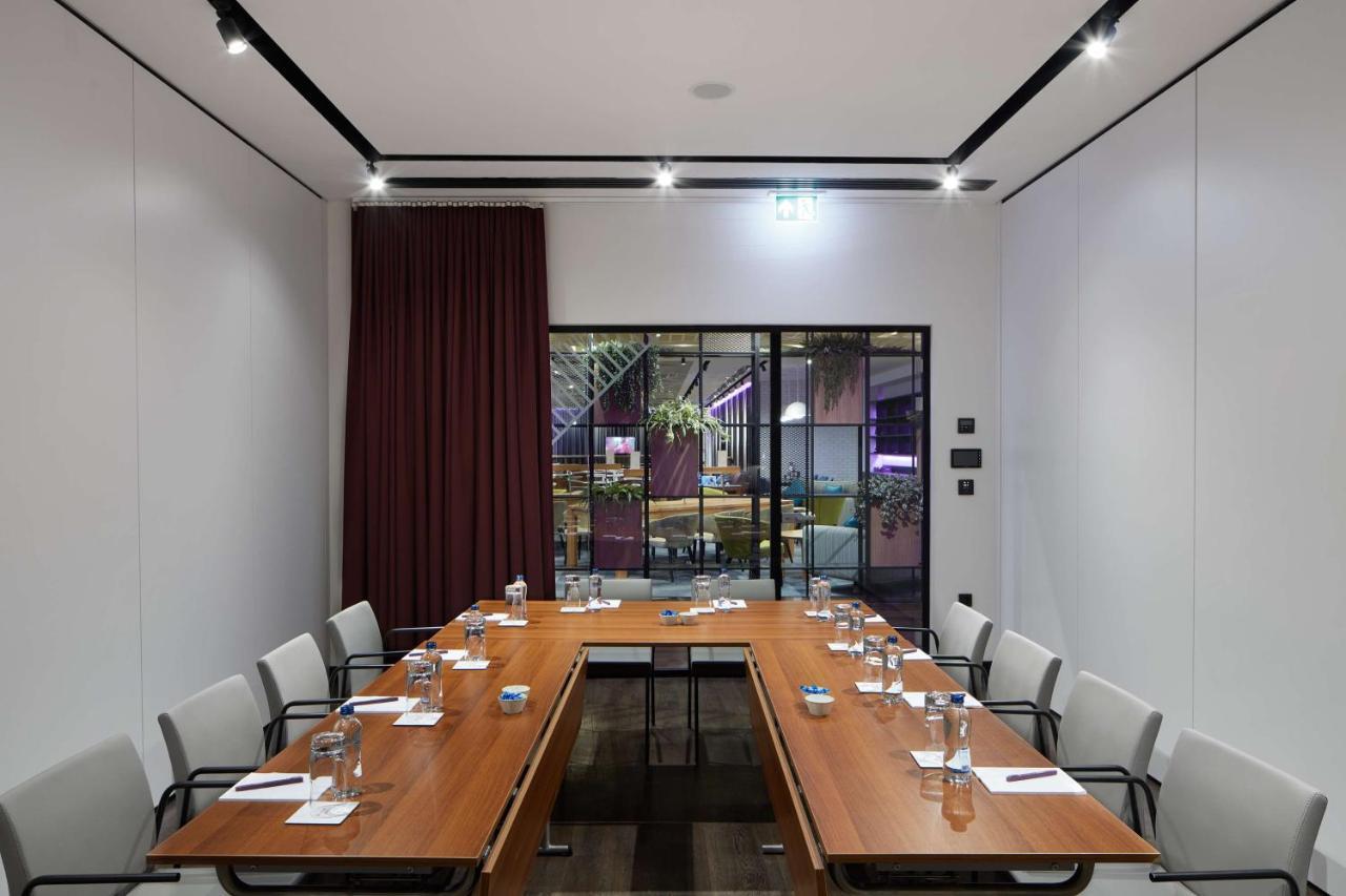 Yotelair Istanbul Airport, Duty Free - International Transit Area מראה חיצוני תמונה