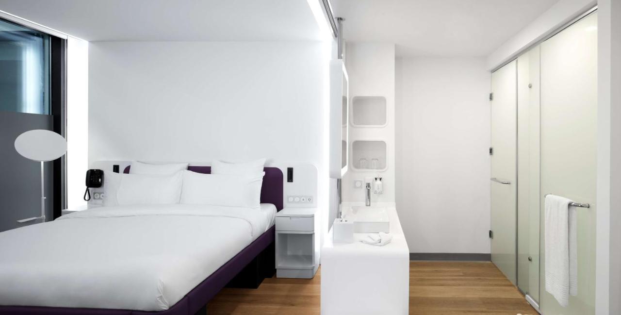 Yotelair Istanbul Airport, Duty Free - International Transit Area מראה חיצוני תמונה