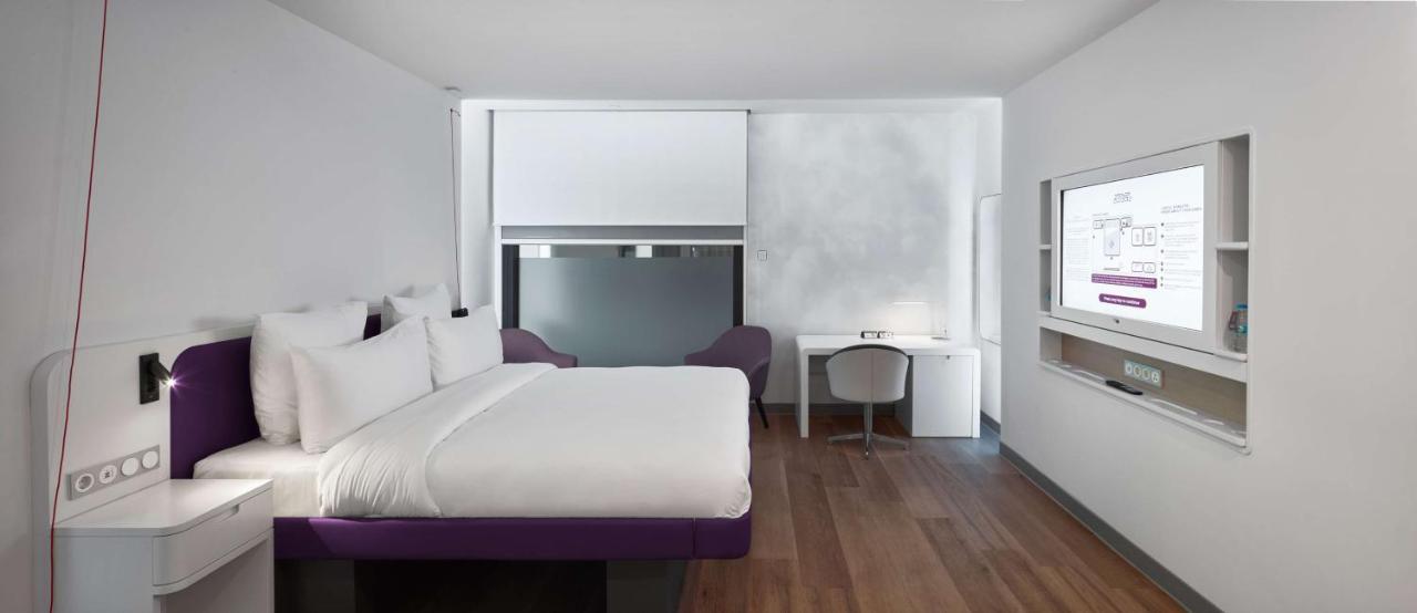 Yotelair Istanbul Airport, Duty Free - International Transit Area מראה חיצוני תמונה